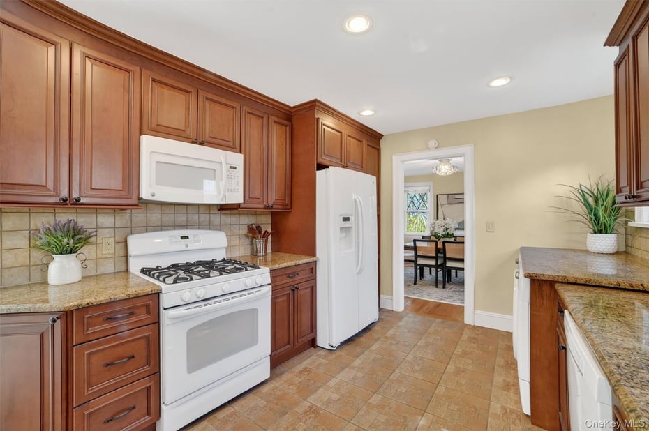 404 Bronxville Road Photo 21