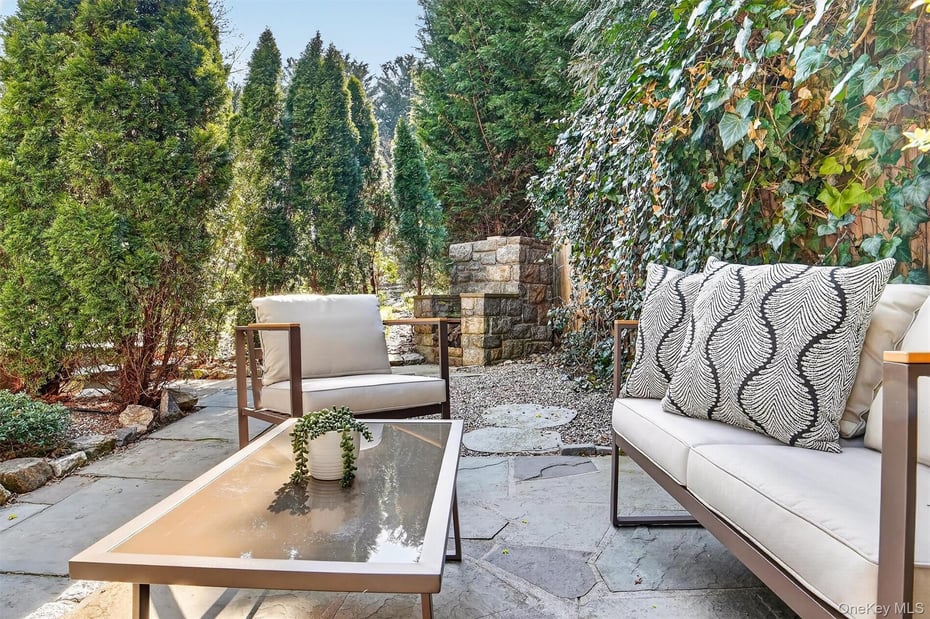 404 Bronxville Road Photo 40