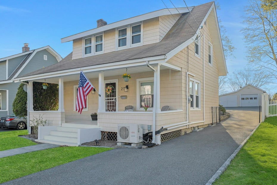 21 Calam Avenue Photo 2
