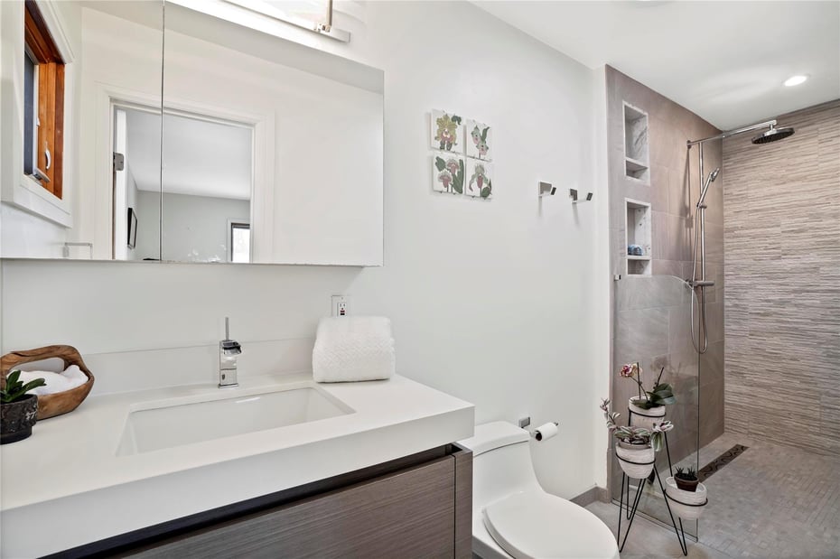 38 Victoria Road Photo 19