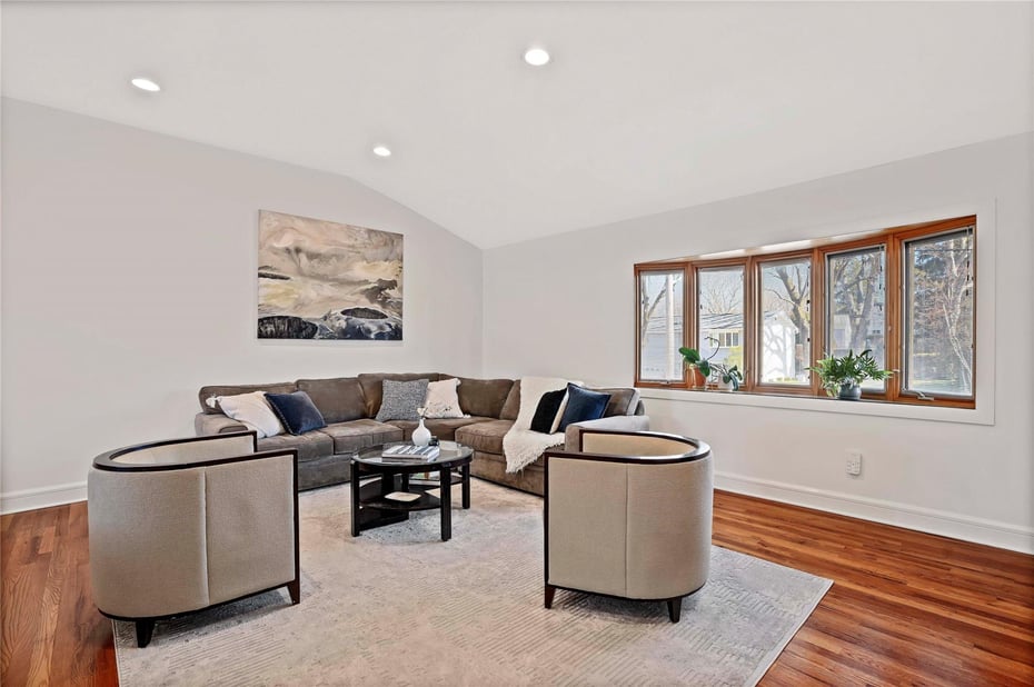 38 Victoria Road Photo 6