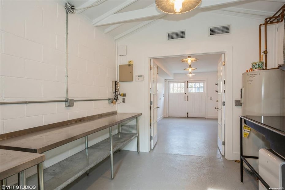 516 Main Street  #CARRIAGE HOUSE Photo 18