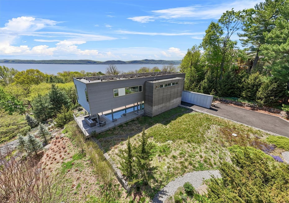 26 Mount Green Road Photo 5