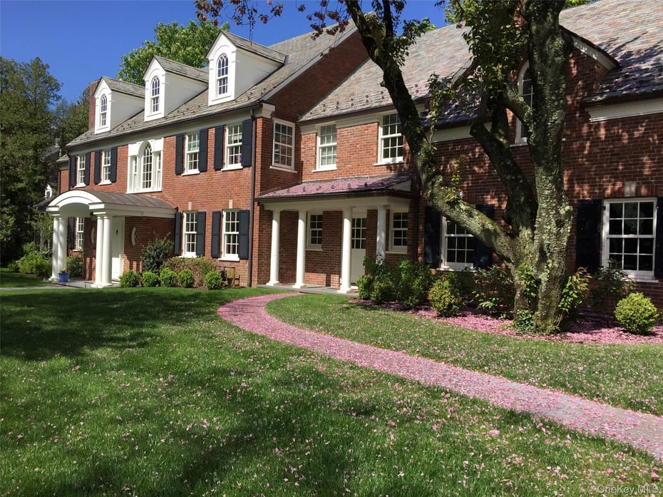 27 Kensington Road Photo 2