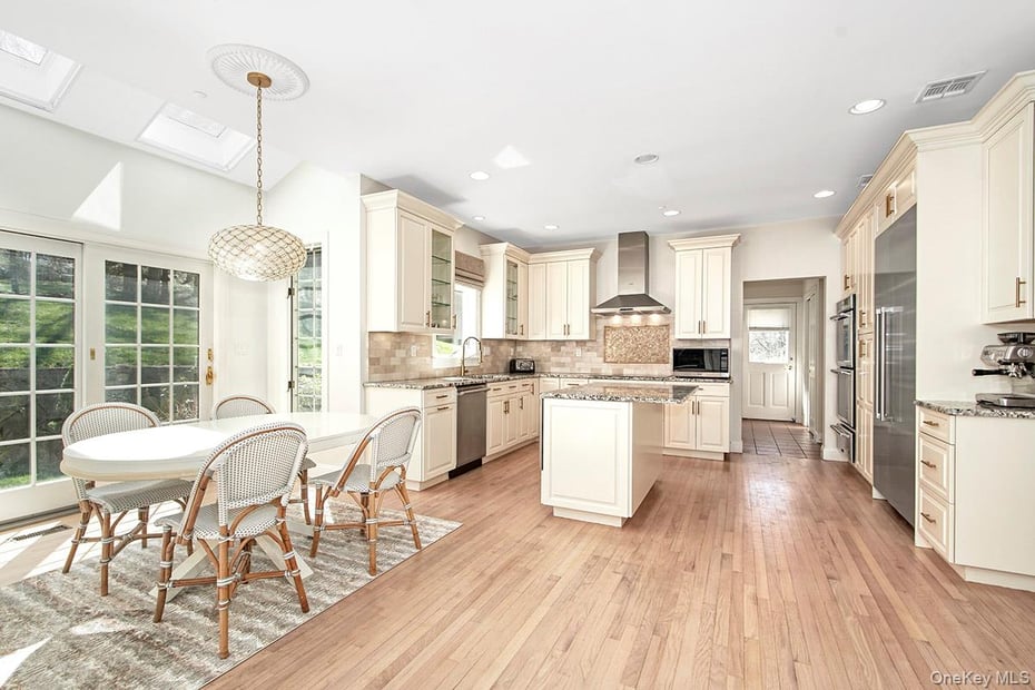 114 Random Farms Drive Photo 17