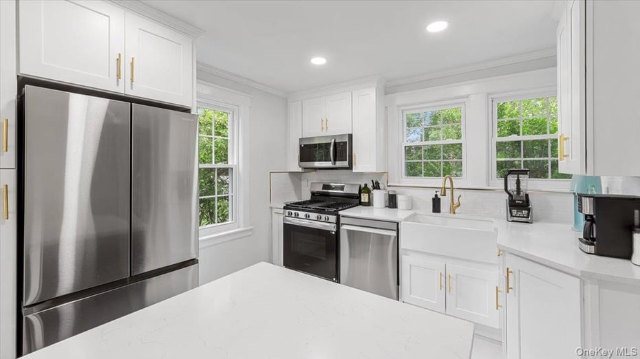 106 Puritan Drive Photo 12