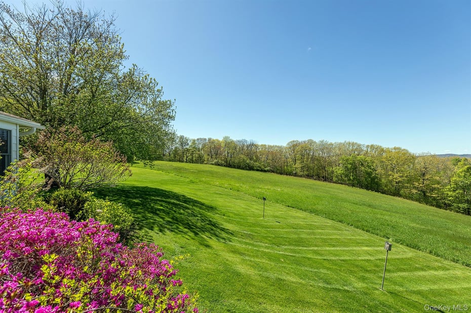 523 Breezy Hill Road Photo 20