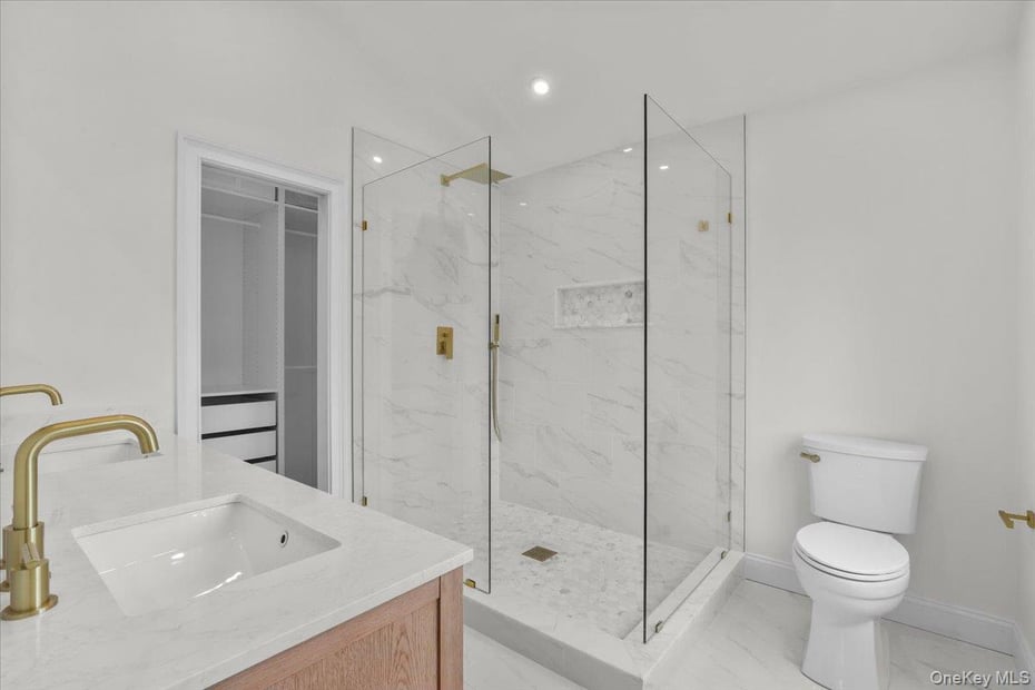 2 Willa Way Photo 24