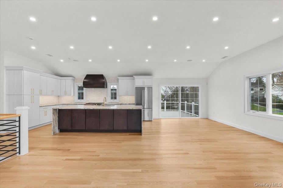 2 Willa Way Photo 13