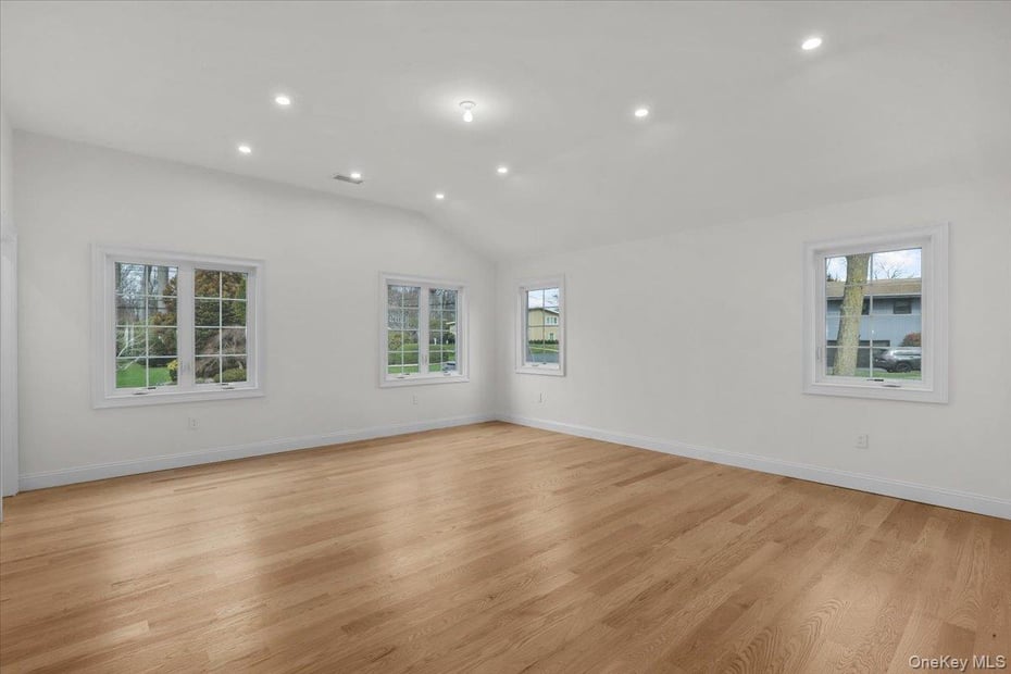 2 Willa Way Photo 20