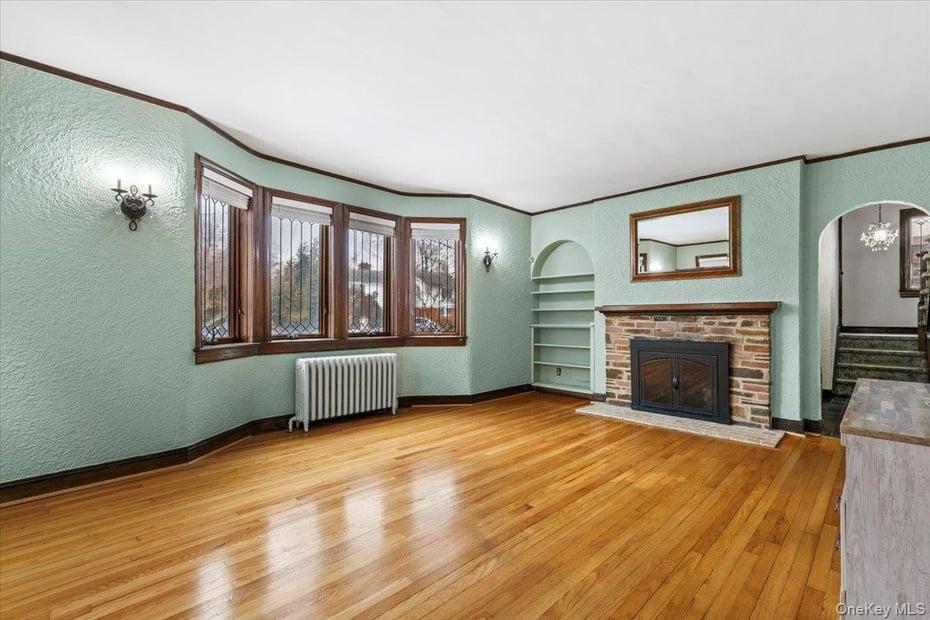 212 Manhattan Avenue Photo 6