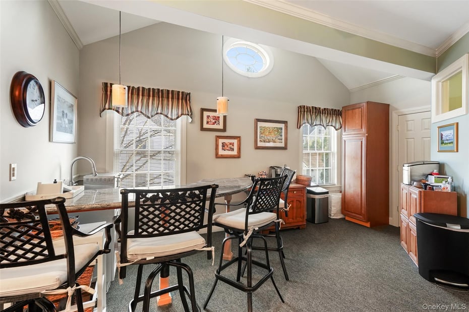 135 Bedford Road Photo 21