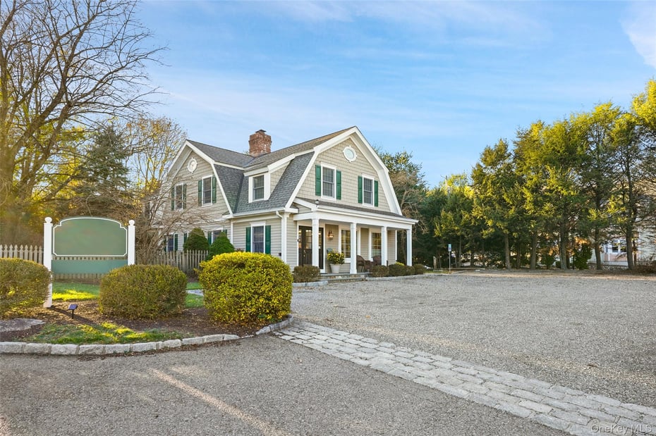 135 Bedford Road Photo 2