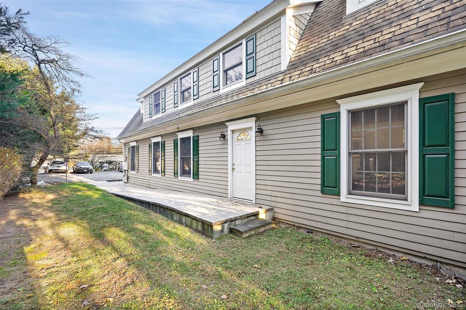 135 Bedford Road Photo 24