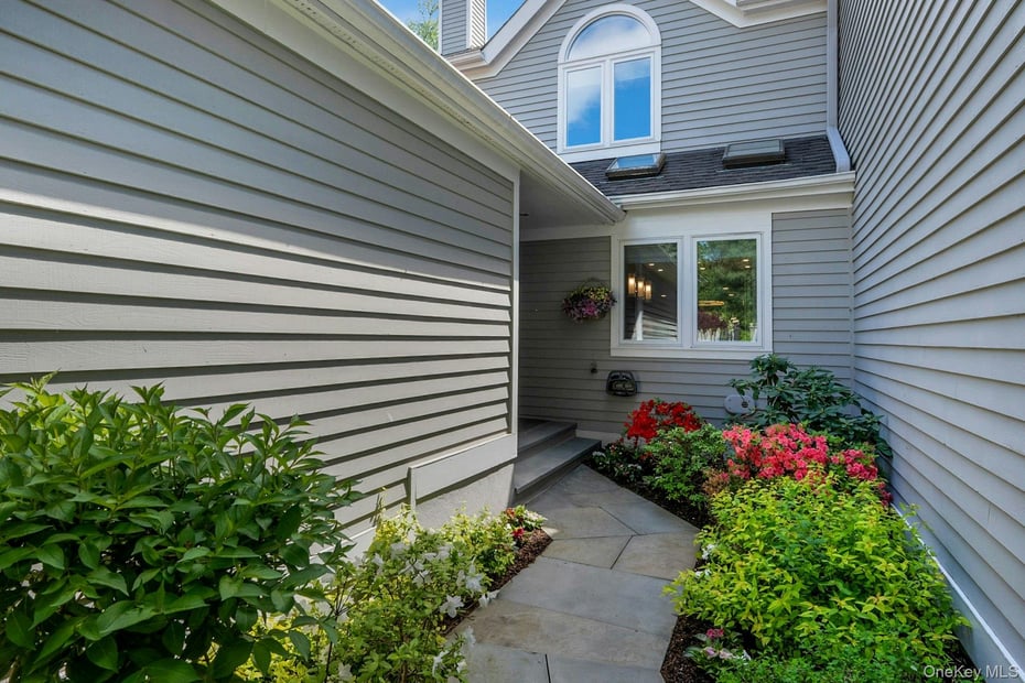 229 Boulder Ridge Road Photo 2