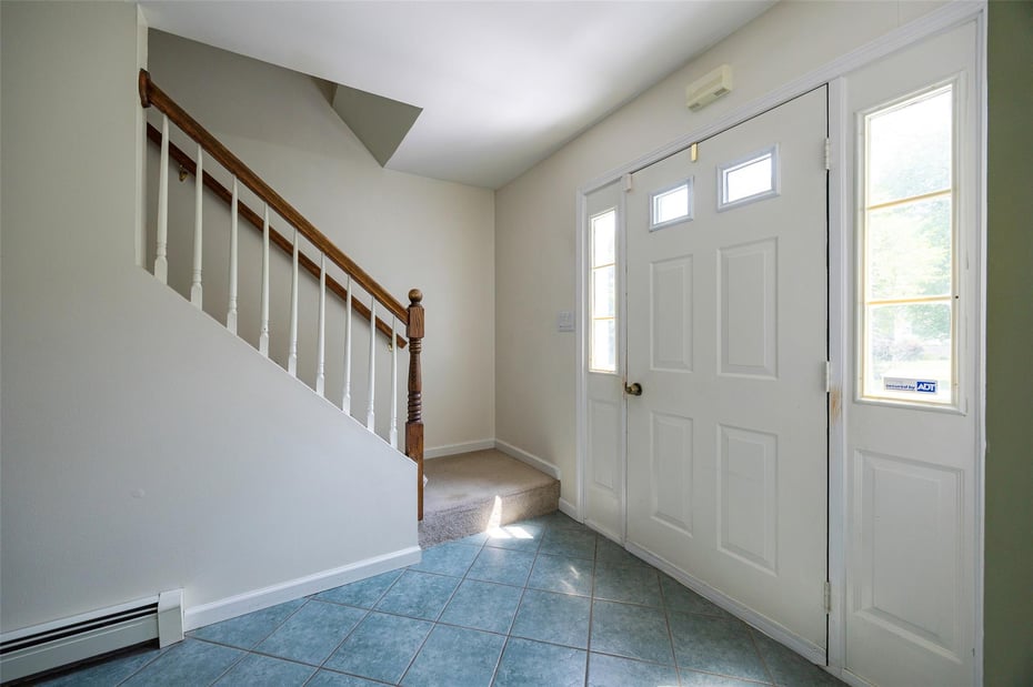 37 Pine Lane Photo 4
