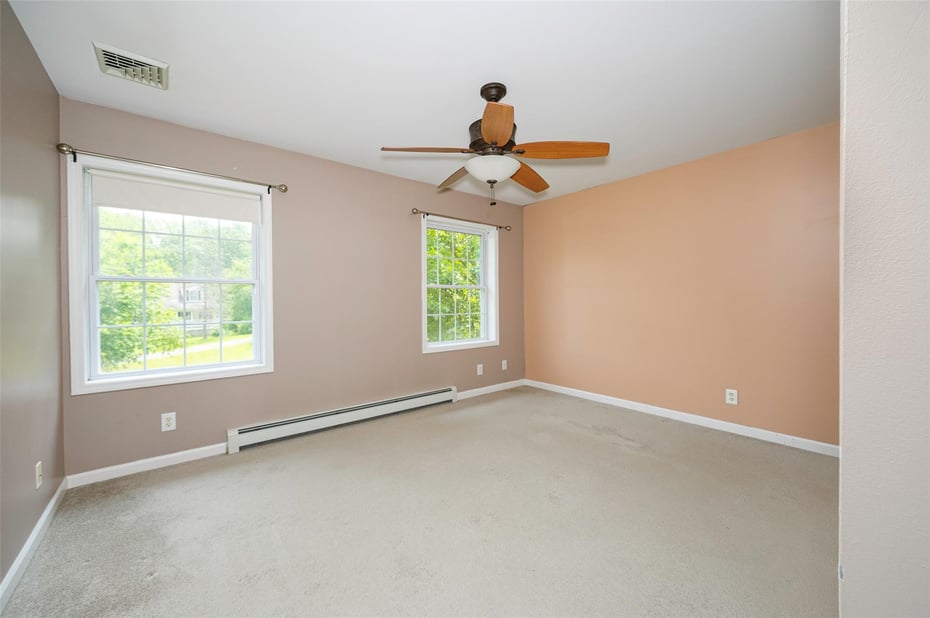 37 Pine Lane Photo 18