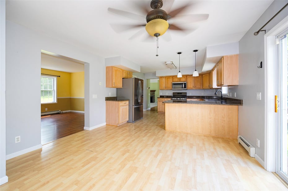 37 Pine Lane Photo 12