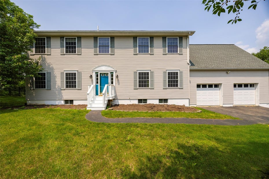 37 Pine Lane Photo 1