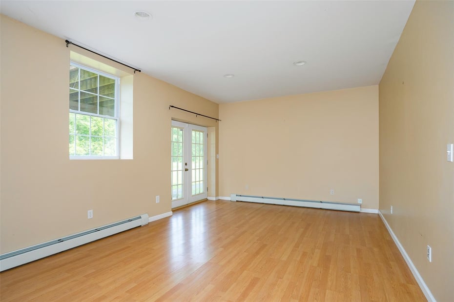 37 Pine Lane Photo 23