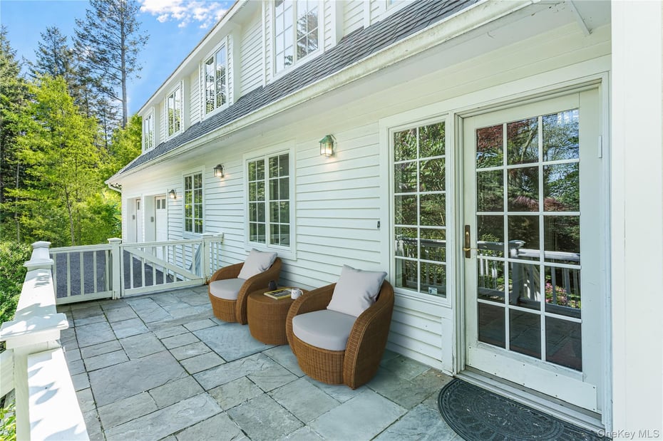 12 Sheldon Street Photo 4