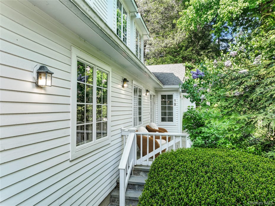 12 Sheldon Street Photo 3