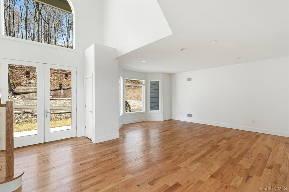 201 Tweed Boulevard Photo 15