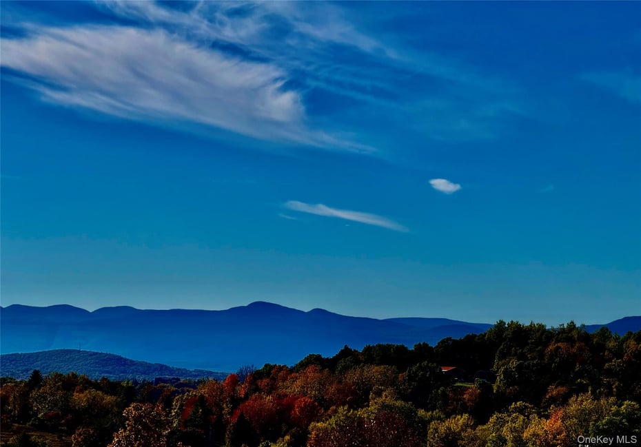 114 Old Barrington Road Photo 2