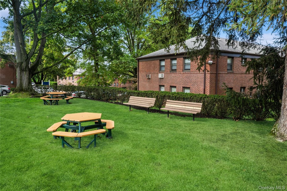 17 Manor House Drive  #K13 Photo 19