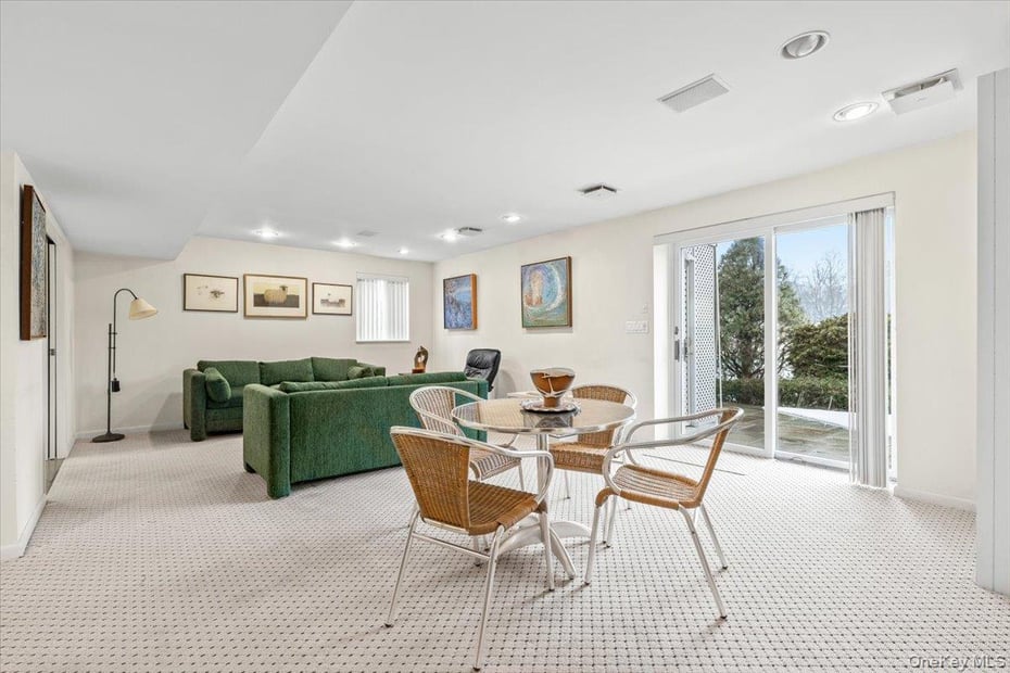 34 Lakeshore Drive Photo 38