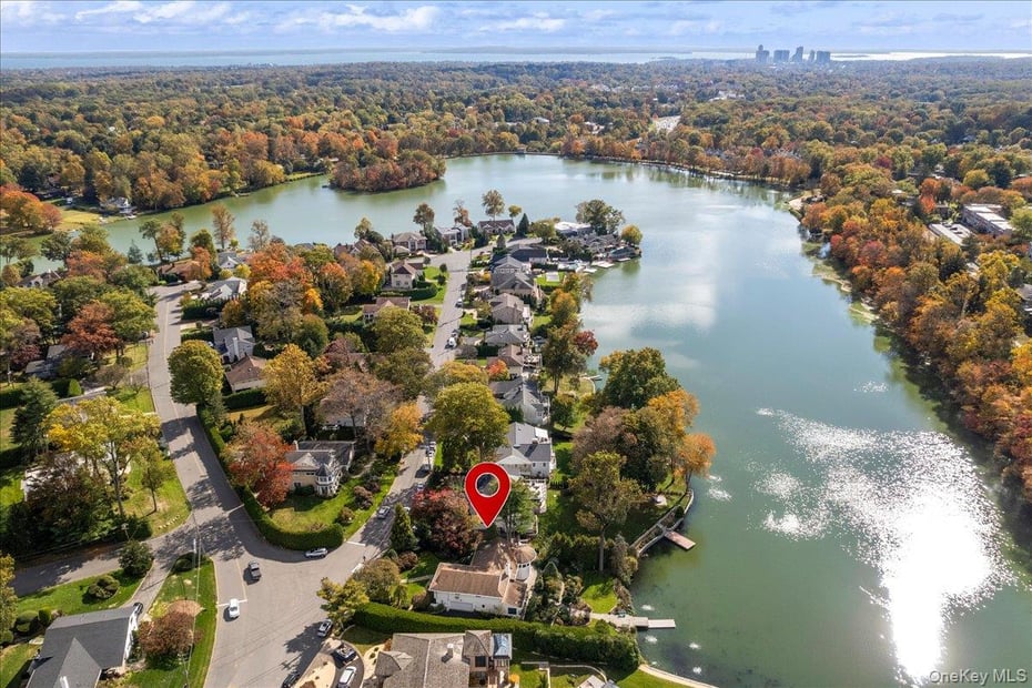 34 Lakeshore Drive Photo 13