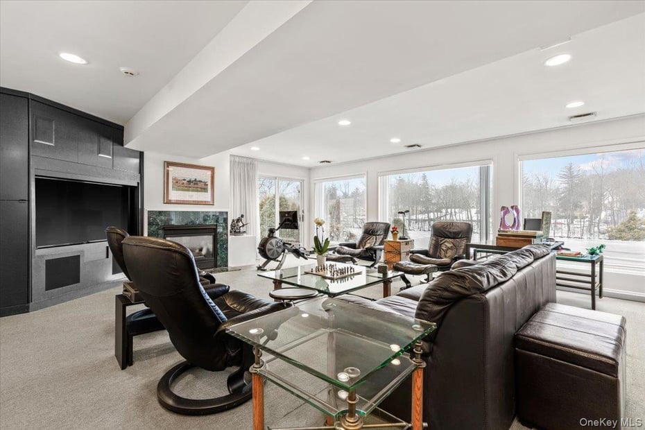 34 Lakeshore Drive Photo 37