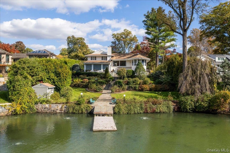 34 Lakeshore Drive Photo 10