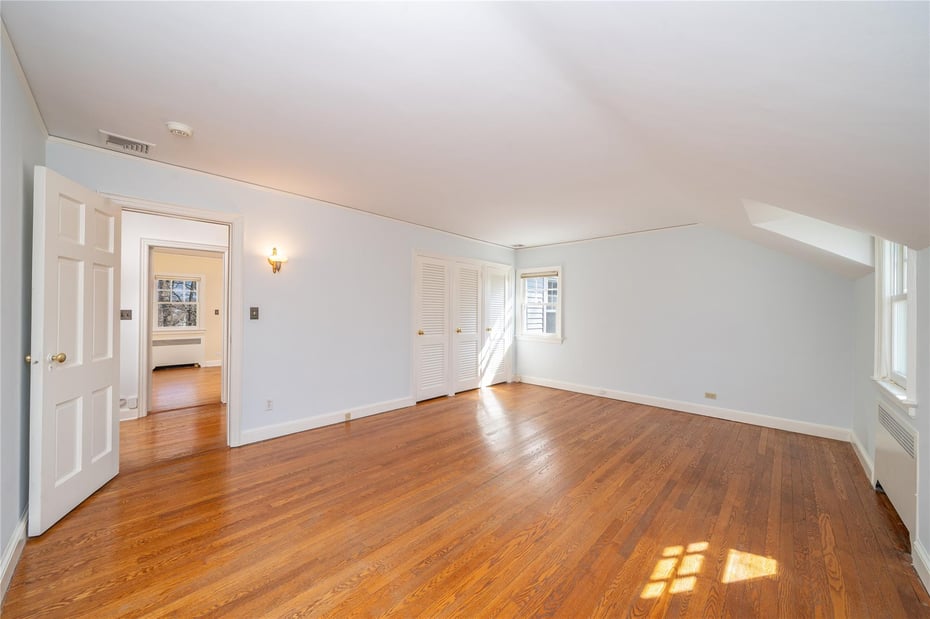 205 Beech Street Photo 15