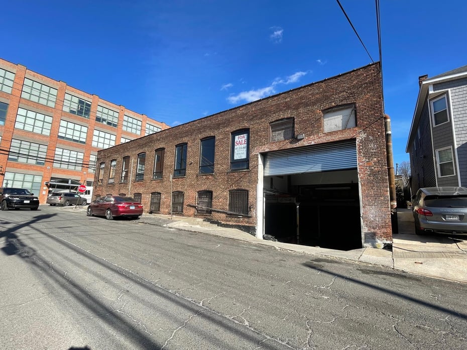 30 South Street Photo 21