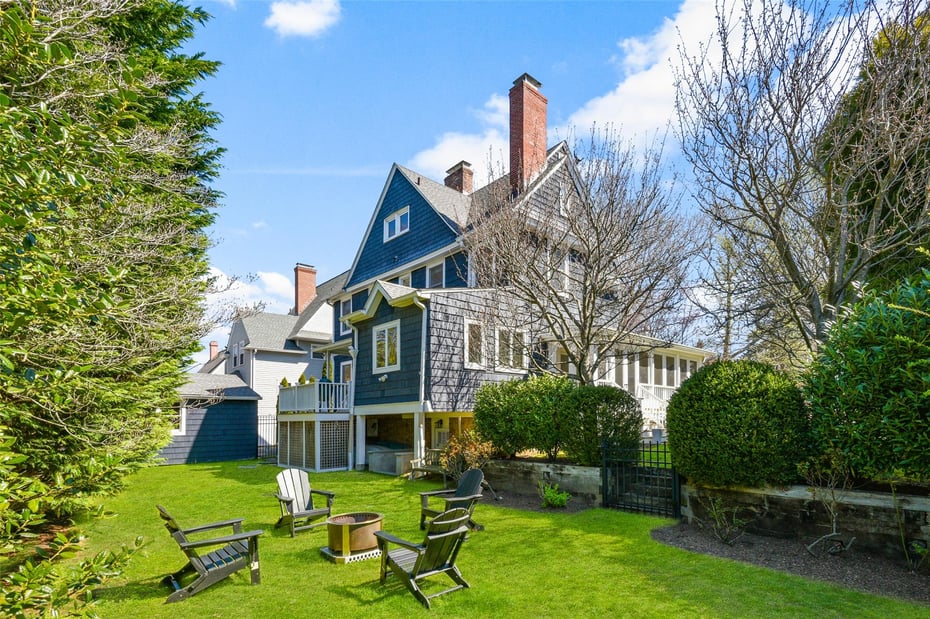 110 Beach Avenue Photo 32