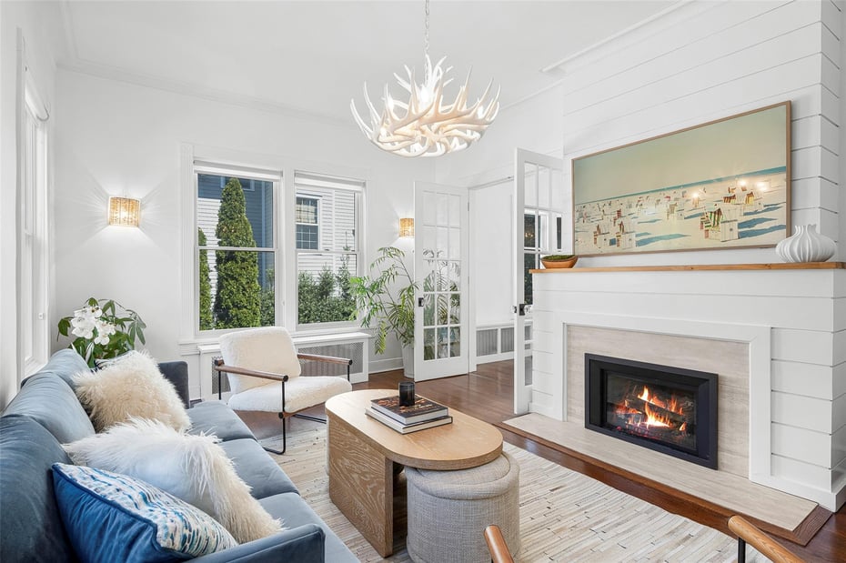 110 Beach Avenue Photo 10