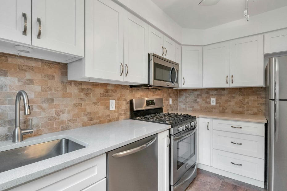 293 Manville Road  #1H Photo 8