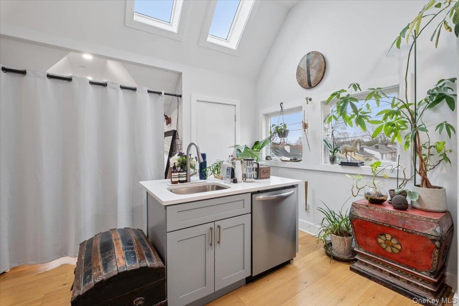 56 Wildey Street Photo 12