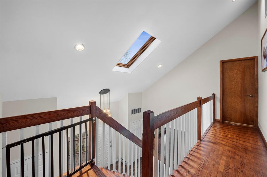 4 Tall Pines Court Photo 18