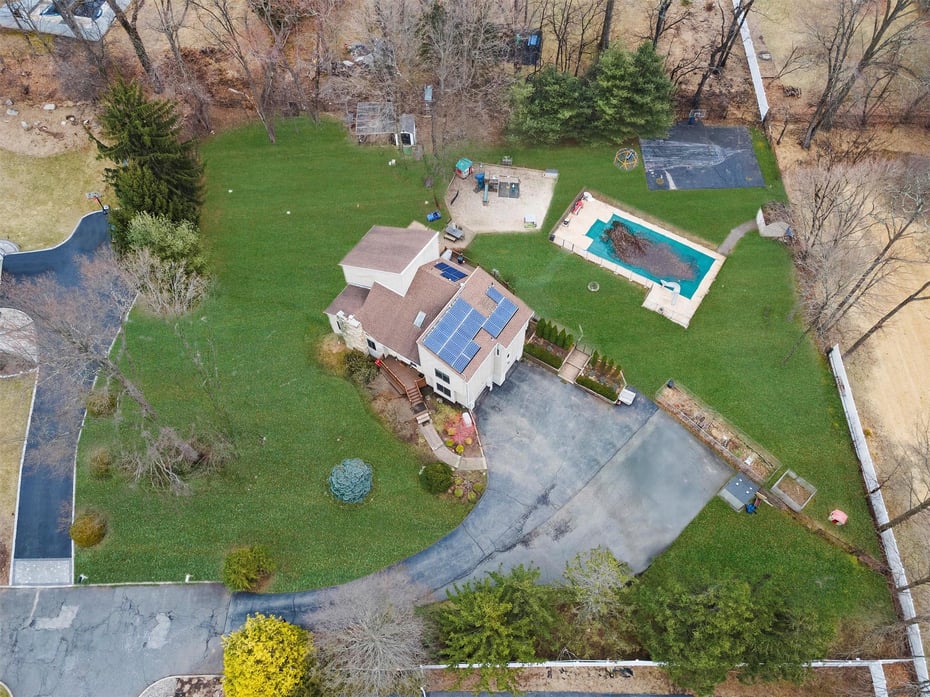 4 Tall Pines Court Photo 39