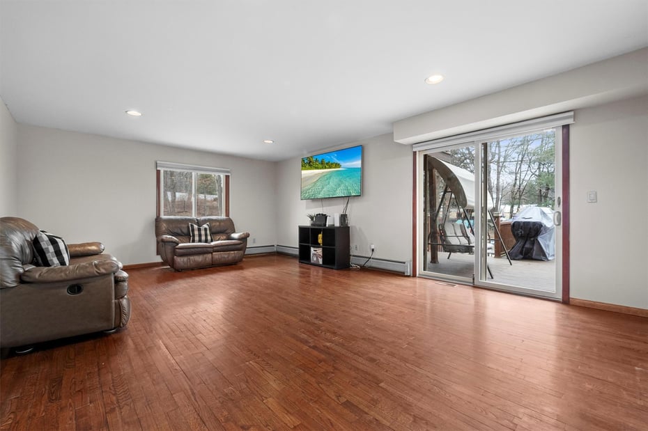 4 Tall Pines Court Photo 12