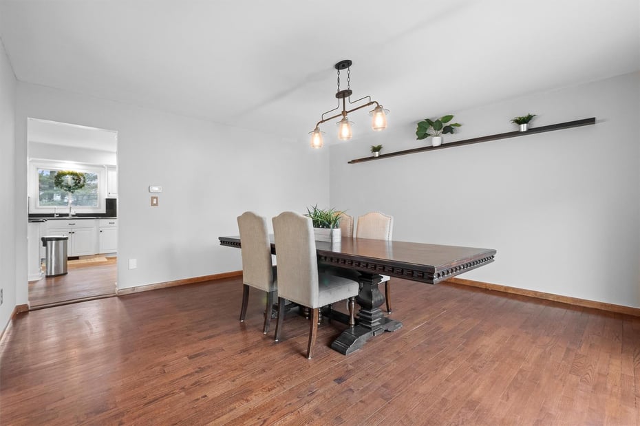 4 Tall Pines Court Photo 15