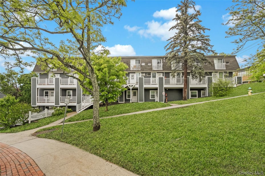 40 S Highland Avenue  #14 Photo 1