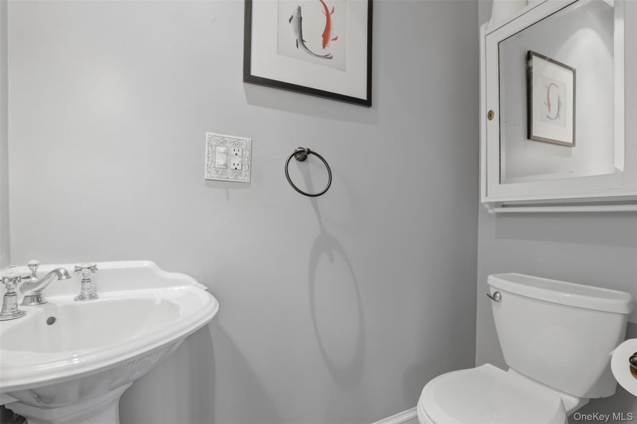 12 Little John Place Photo 15