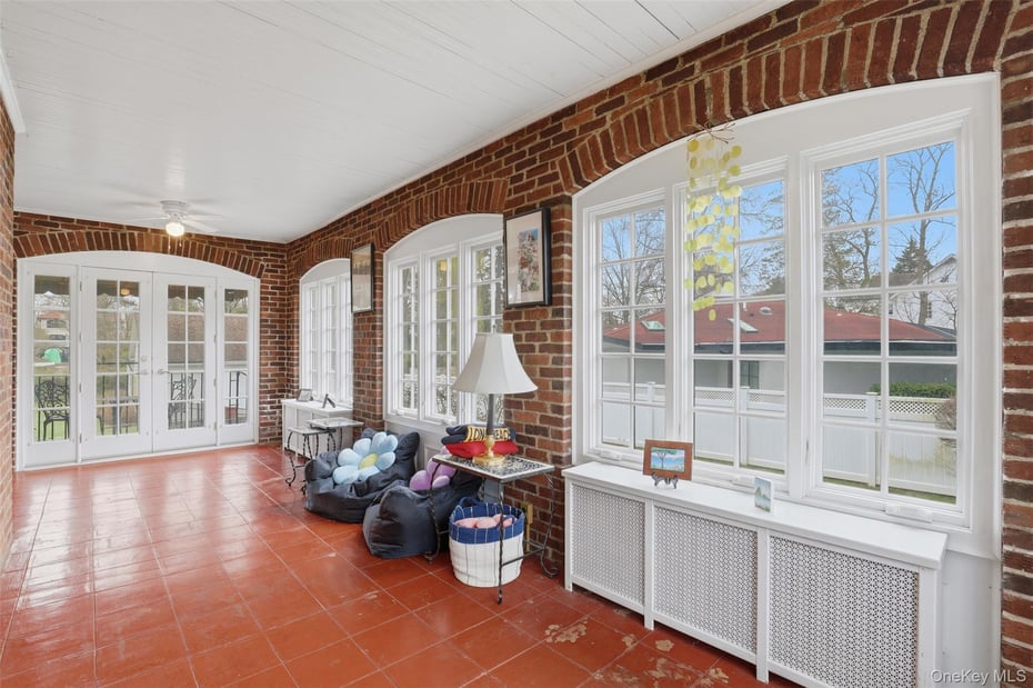 12 Little John Place Photo 7