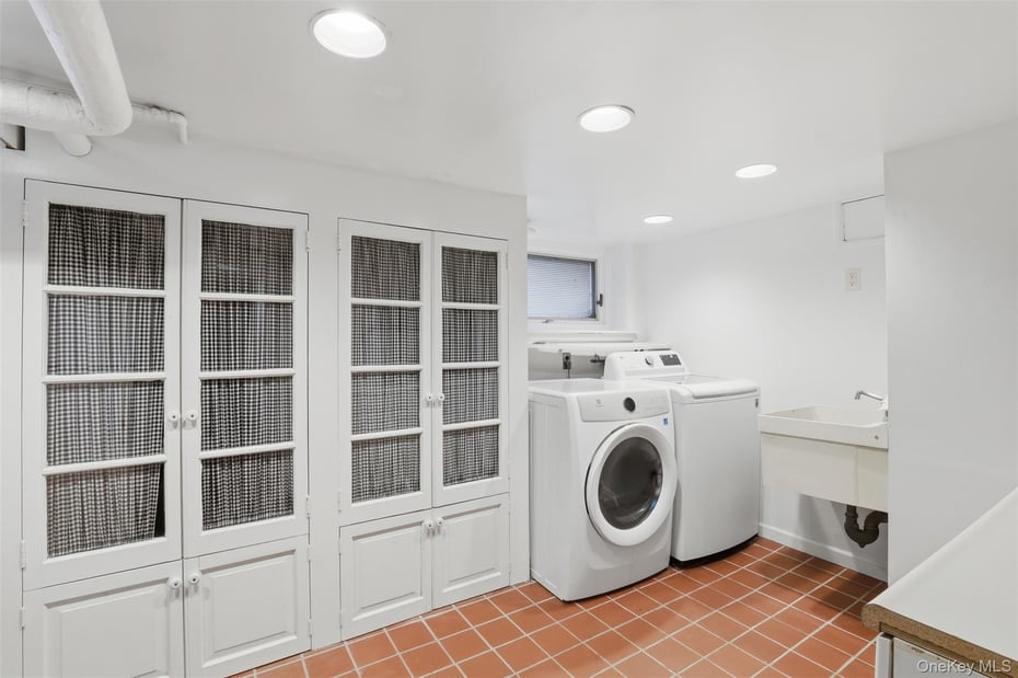 12 Little John Place Photo 33