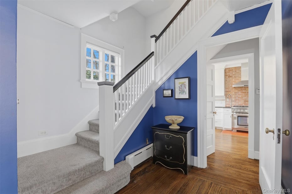 12 Little John Place Photo 3