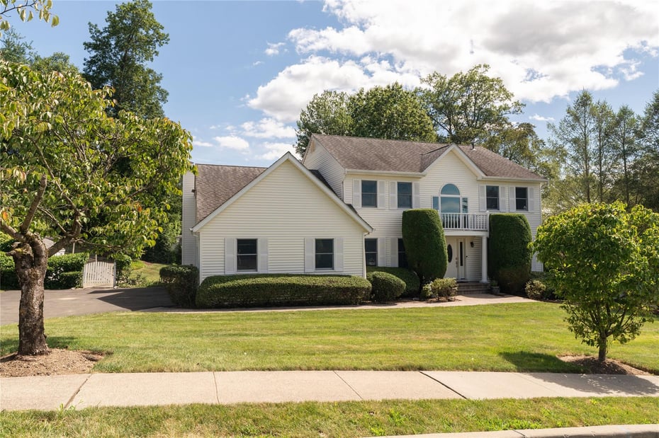 18 Blue Heron Road Photo 3