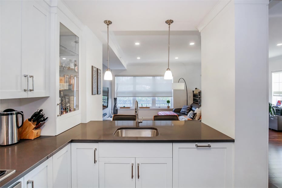 10 Byron Place  #309 Photo 11